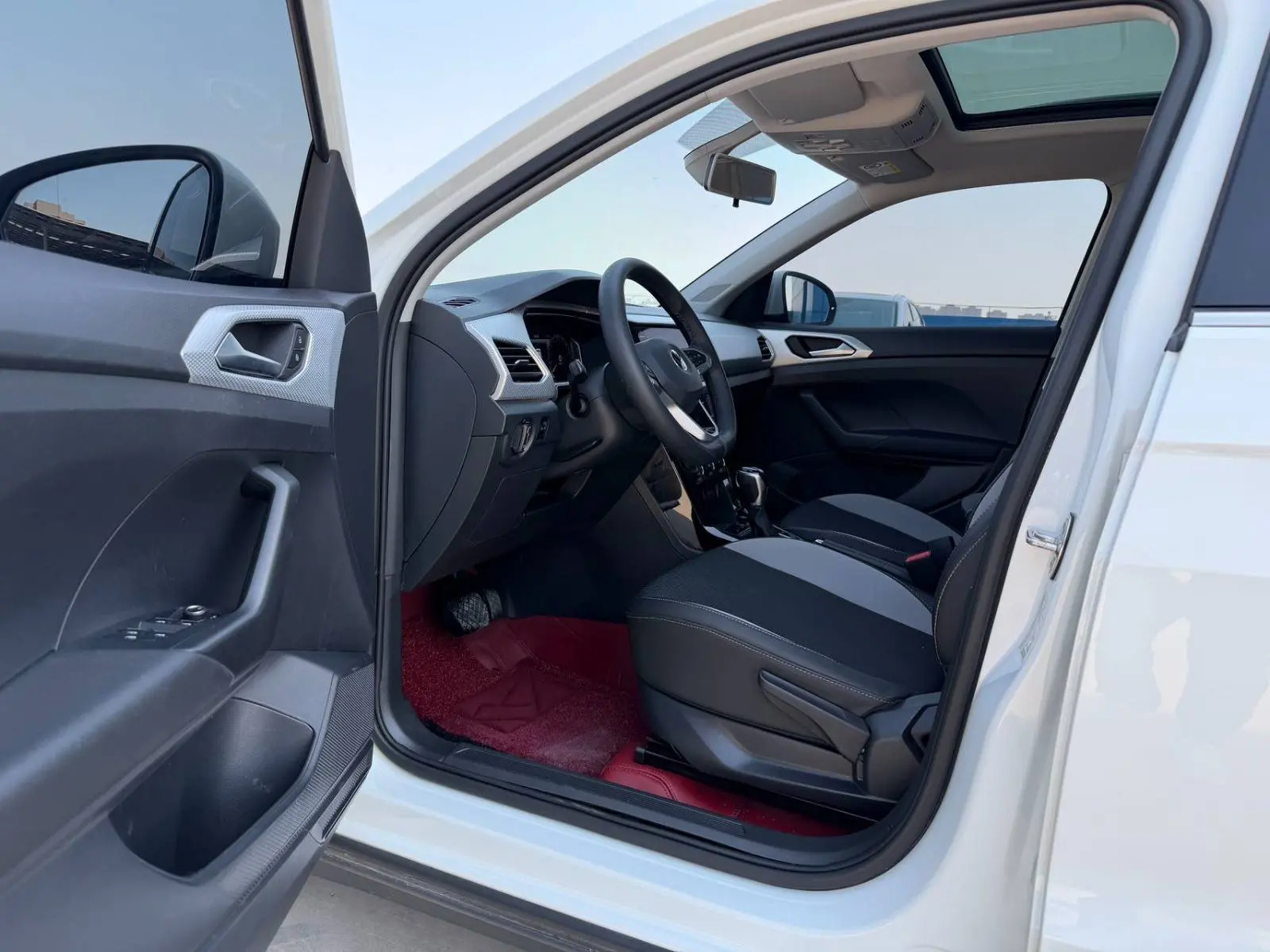 В НАЛИЧИИ В КИТАЕ   🇨🇳Volkswagen T-Cross (Tacqua)  — 2022 год выпуска  — 1.5л., 110л.с., 2WD, АКПП —