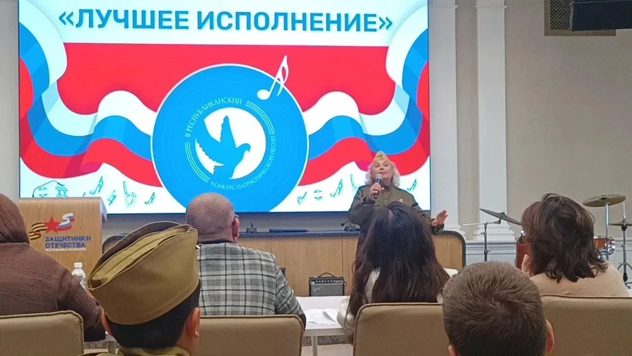 Балык Бистәсе районының Бирдебәк авылы мәдәният йортында иҗат итүче талантлы җырчы Анна...