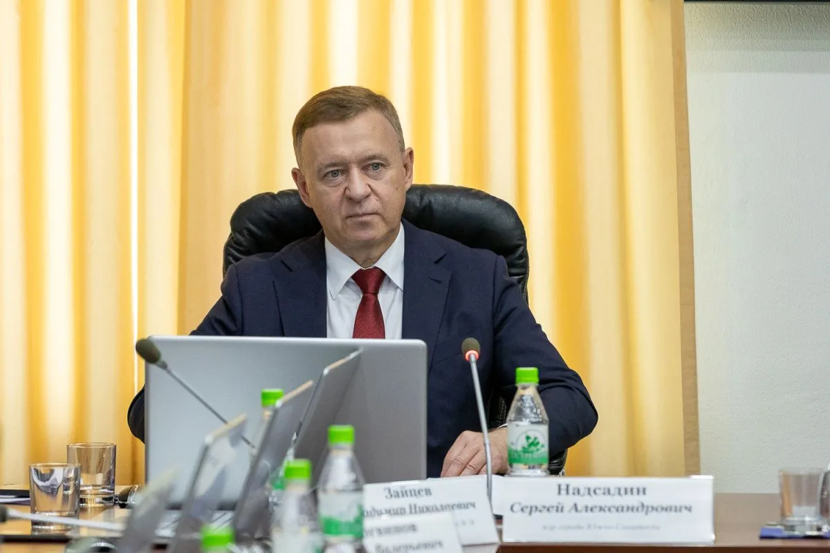 🗣 Сергей Надсадин выступил перед депутатами Городской Думы с отчётом о работе администрации за 2025