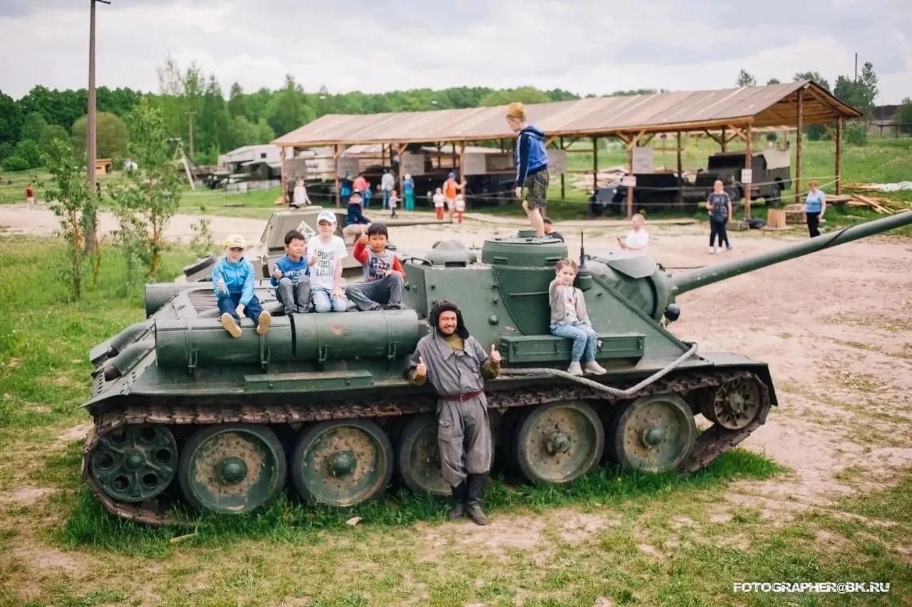 ОТМЕЧАЕМ ДЕНЬ РОССИИ🇷🇺 в Танковом парке!