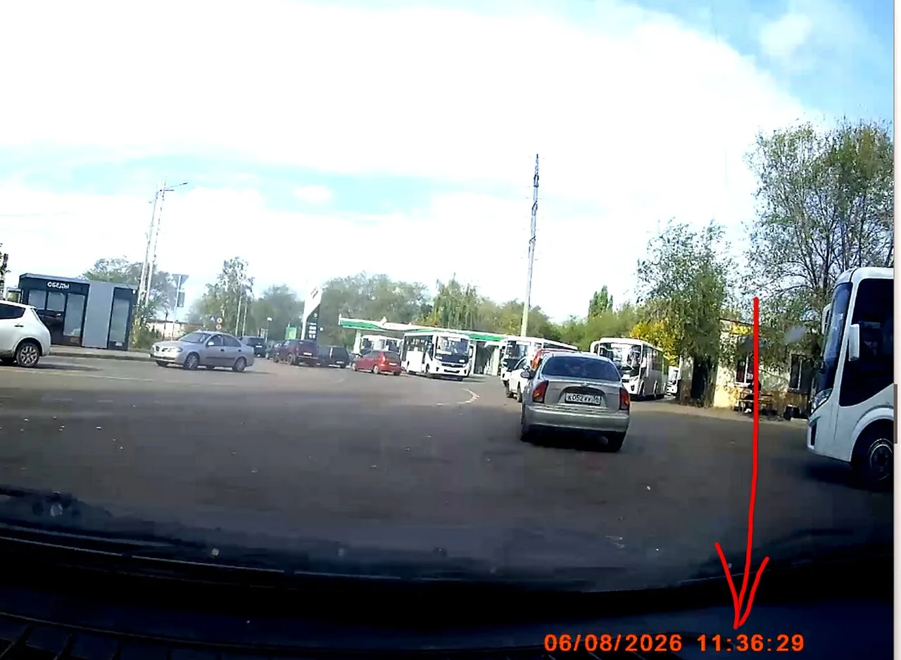 Я не знаю, откуда берутся очереди за бензином в Воронеже, но проблем с заправкой авто к...