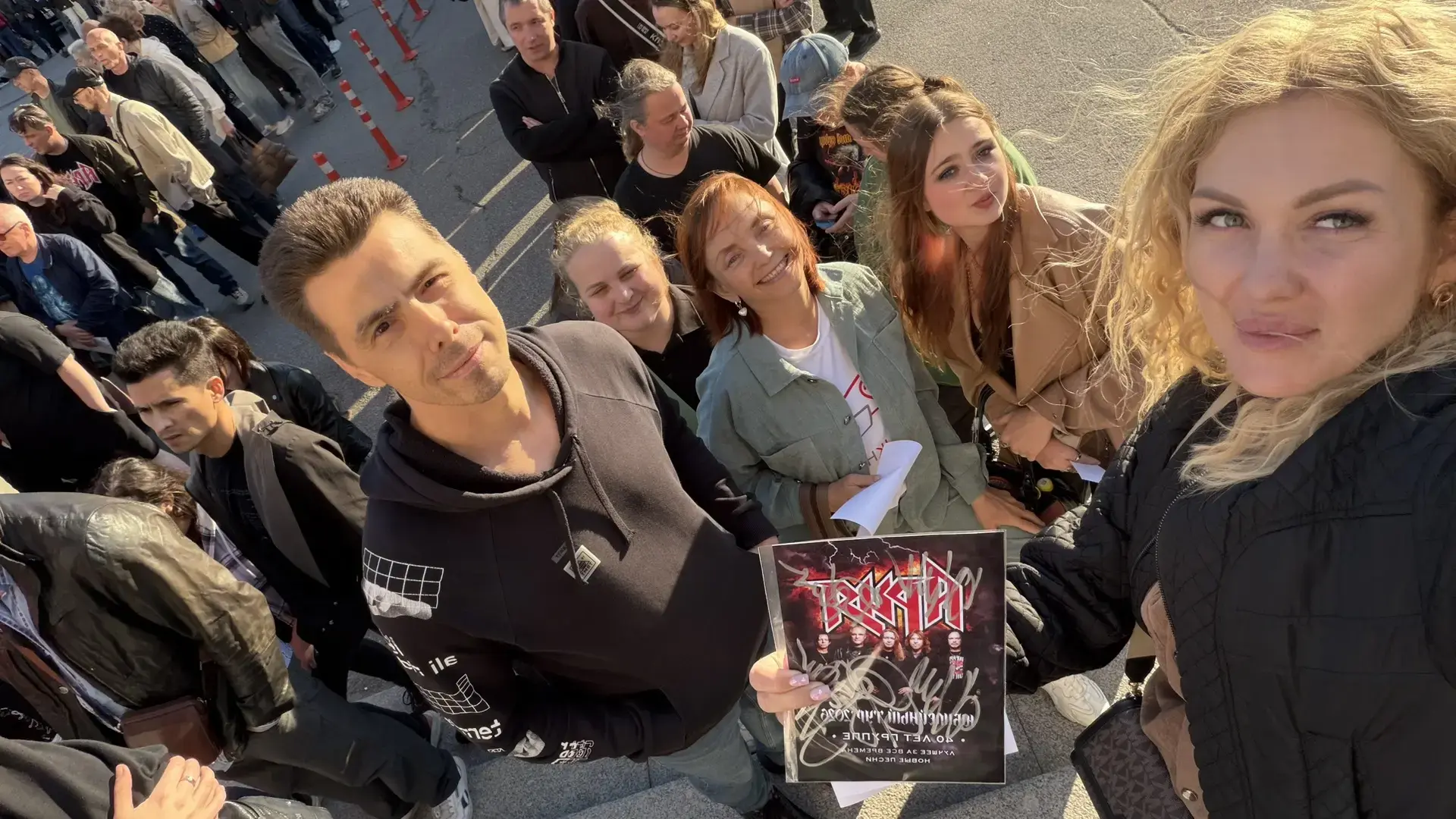 💥 Наша команда КВН "ПеРЦы" посетила юбилейный концерт группы "Ария"

🎸 Команда КВН нашего Центра "