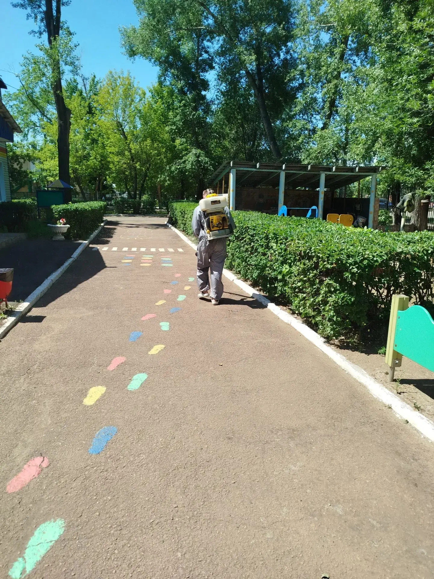 С заботой о безопасности наших малышей!💯

Уважаемые родители, сообщаем вам, что территория всех тре