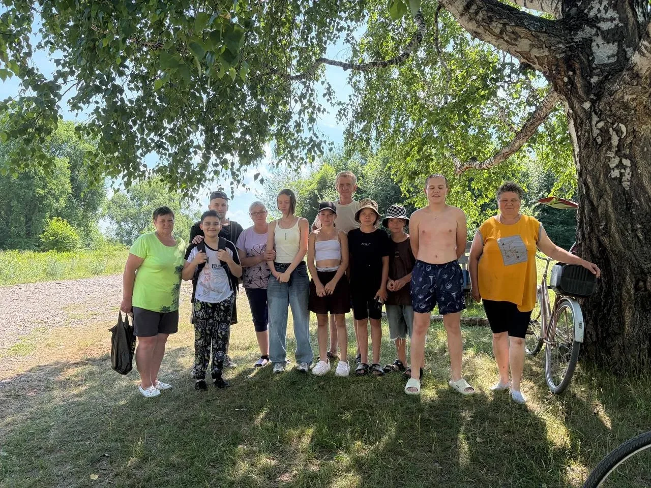 В нашем Доме культуры есть традиция, которая не может теряться во времени: поход с детьми на природу