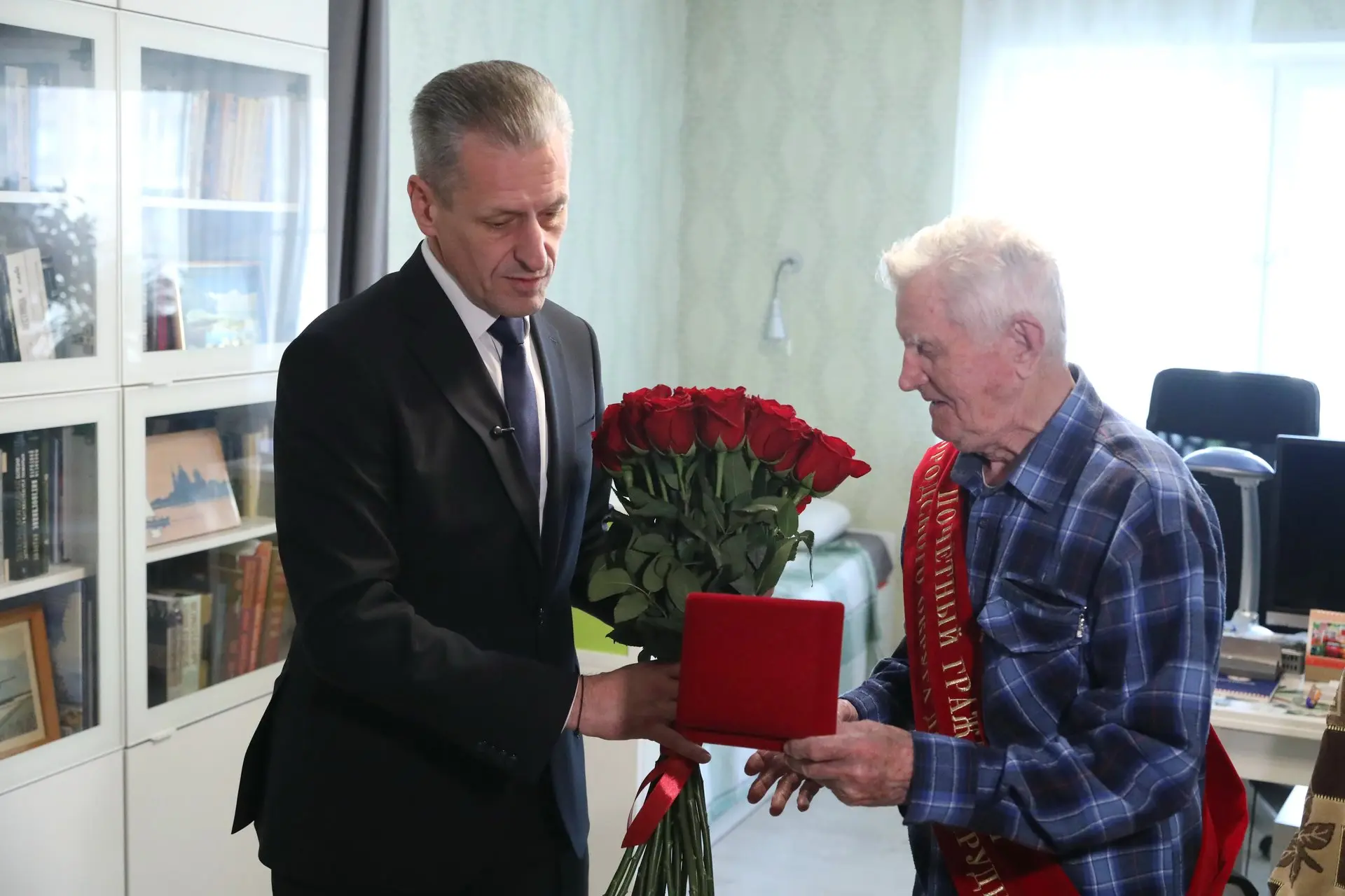 Спасибо за подвиг: в Долгопрудном состоялась встреча с ветераном войны