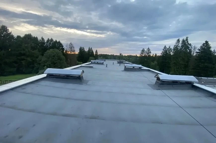 🚧В детском саду в Смирновке завершили ремонт кровли

В дошкольном отделении Лицея № 1 имени А. Блок