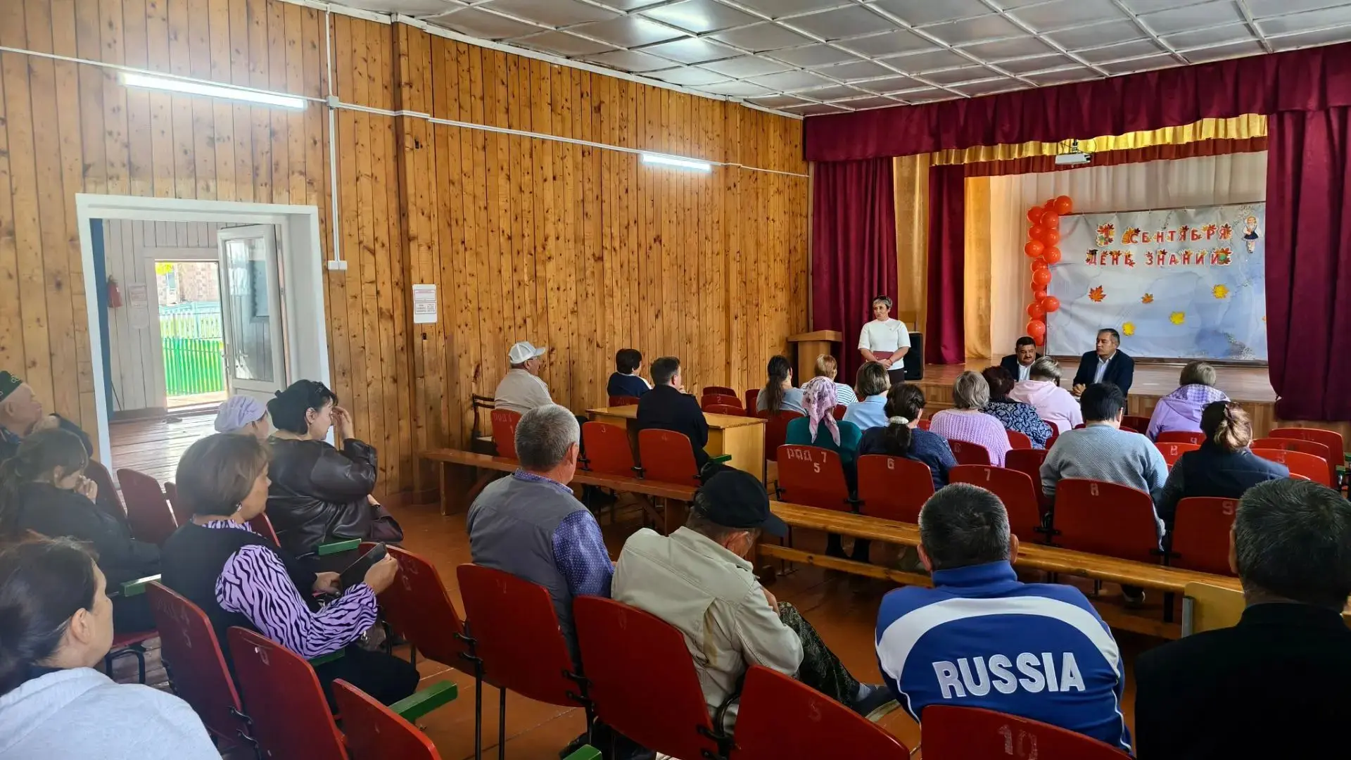 3 сентября в деревне Новый Бердяш прошёл выездной день районной Администрации. В общени...