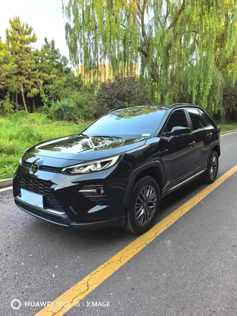 Поздравляем нашу клиентку Елену с покупкой прекрасного автомобиля Toyota Wildlander.