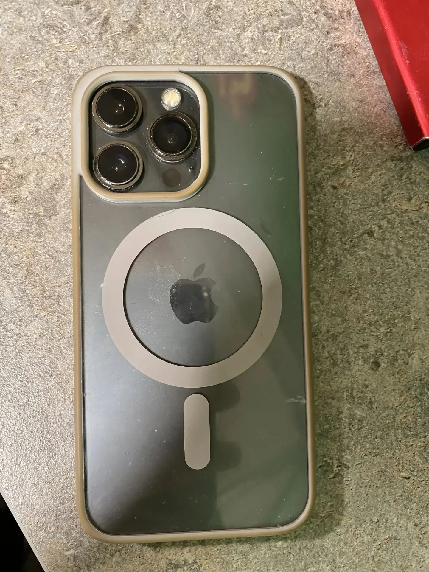 Продам iPhone 13 Pro на 128 гб