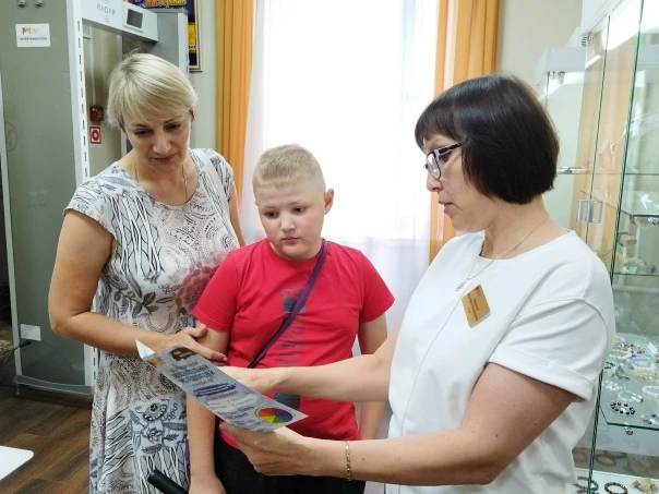 Музей минералов 💎 приглашает на семейную познавательную программу "Любознательный иссл...