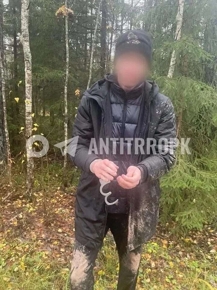 ФСБ работает: задержан очередной предатель Родины и спонсор террористов.  УФСБ России по Приморскому