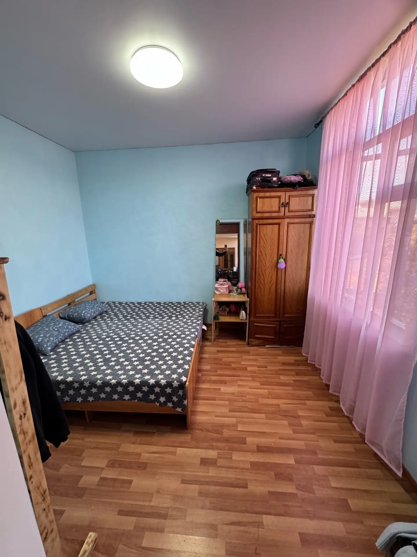 #СУХУМ по улице Адлейба 175  Приглашаю Вас провести незабываемый отдых в солнечной Абхазии☀️🏖️Сдаю п