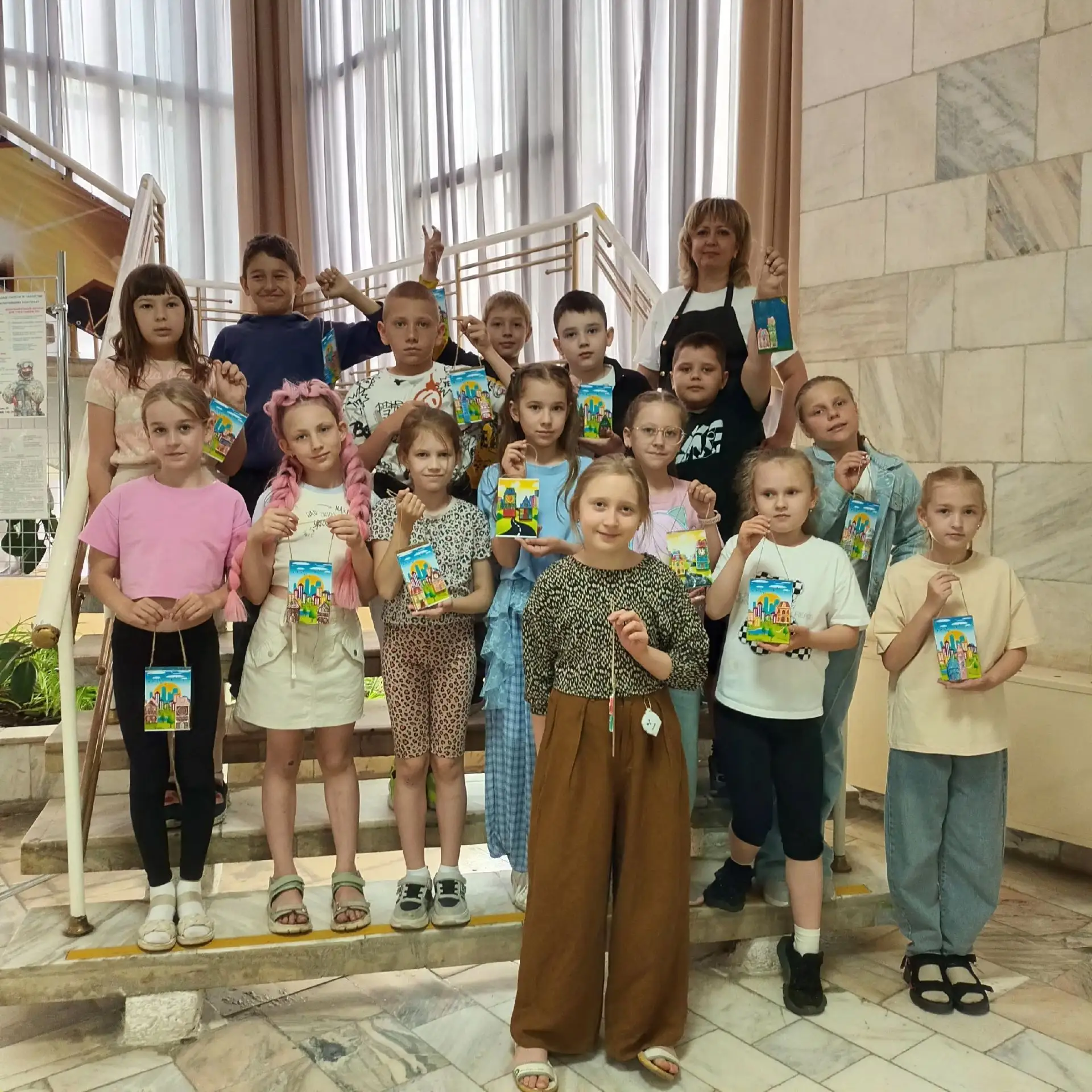 Творческое начало ребенка следует формировать с самого детства. Сегодня для детей пришк...