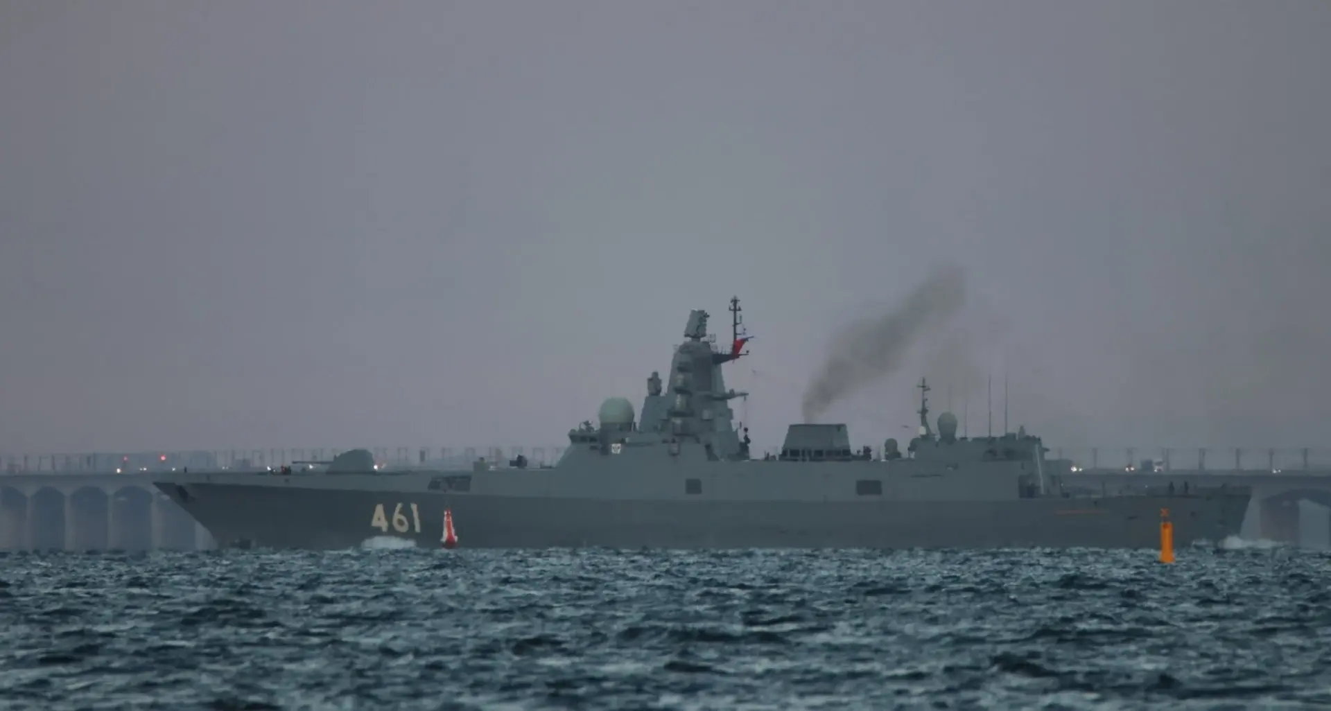 Фрегат проекта 22350 «Адмирал флота Касатонов» в Балтийском море