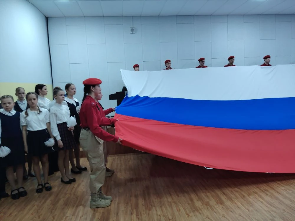 🇷🇺 В ЗАТО Фокино с размахом прошёл молодёжный форум «Перекресток»!  ☑️🤝 В гостиничном комплексе «Тих