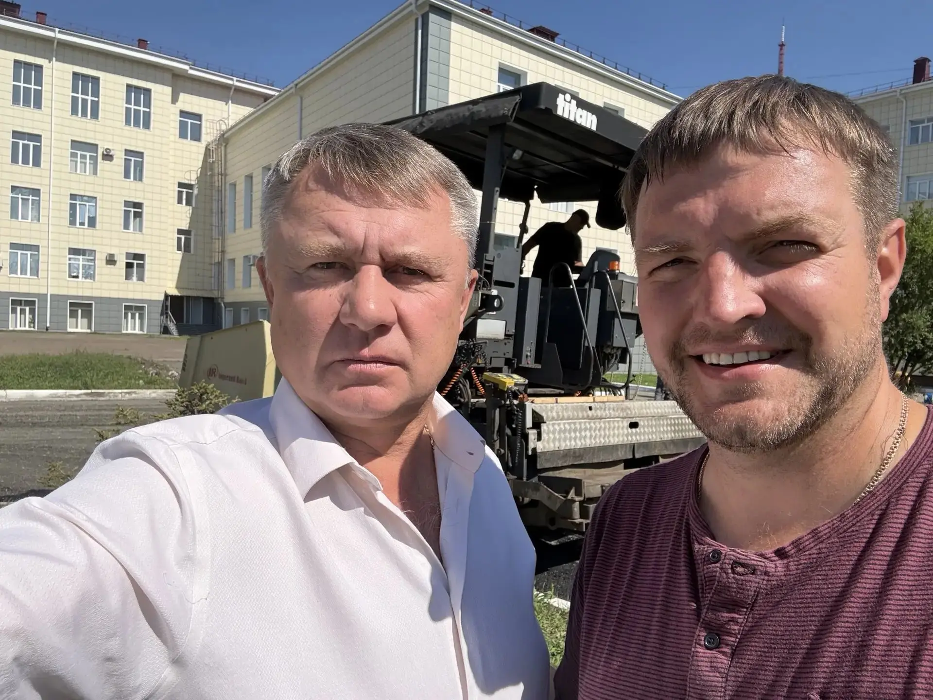 Наш внутренний двор преображается! ✨
