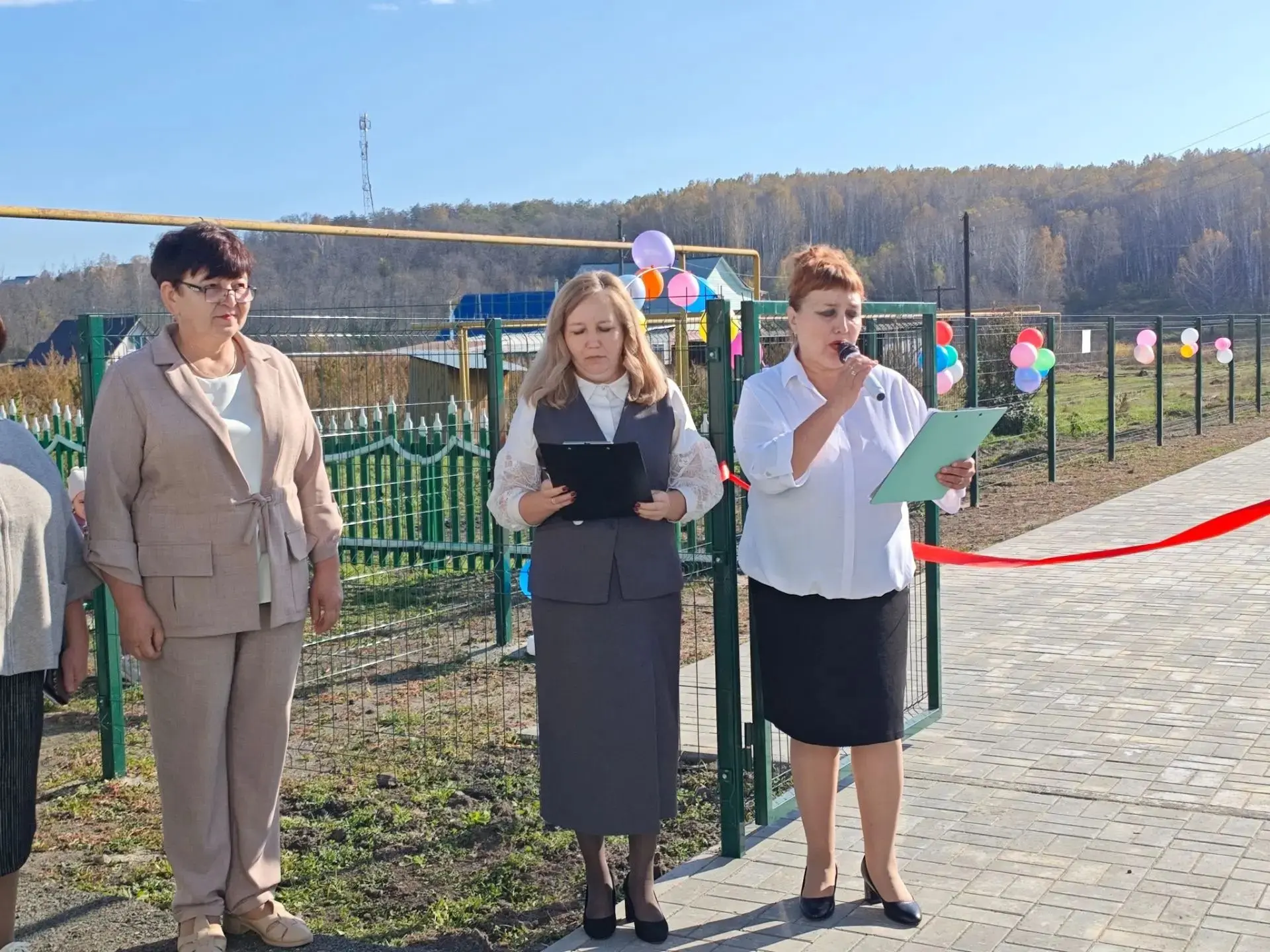 В селе Усть-Багаряк открыли новую спортивную площадку