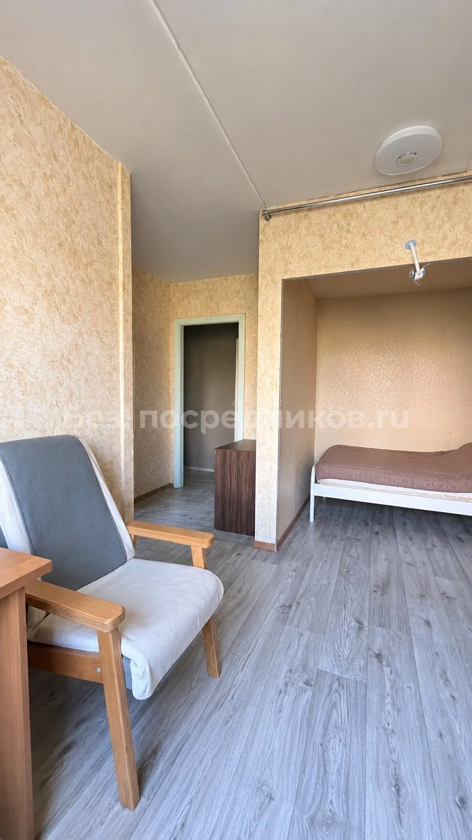 Сдам без посредников: 1-комнатная квартира, 30м²
