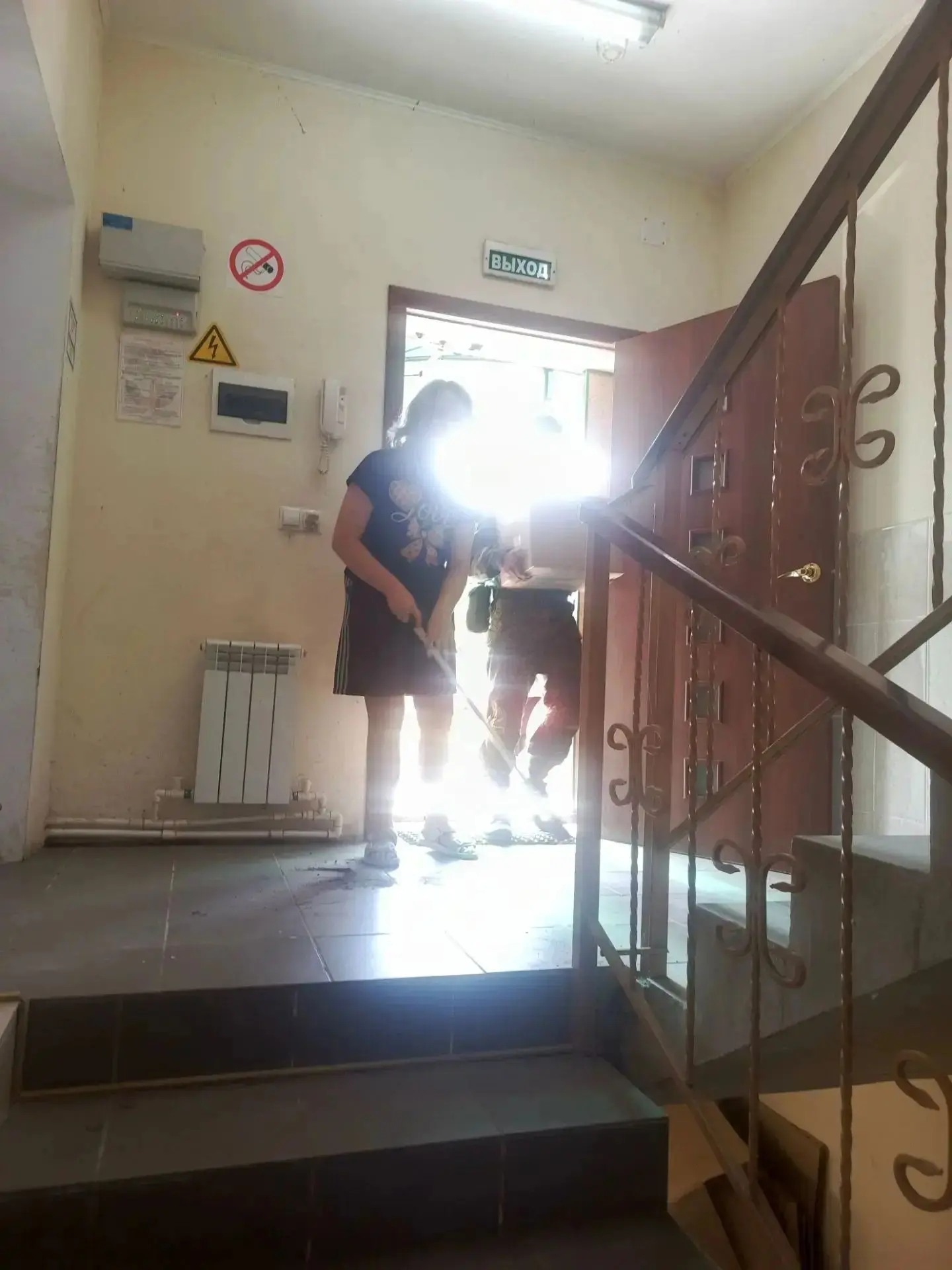 Молодёжка снова в деле — спасибо за порядок на складе! 📦🤍