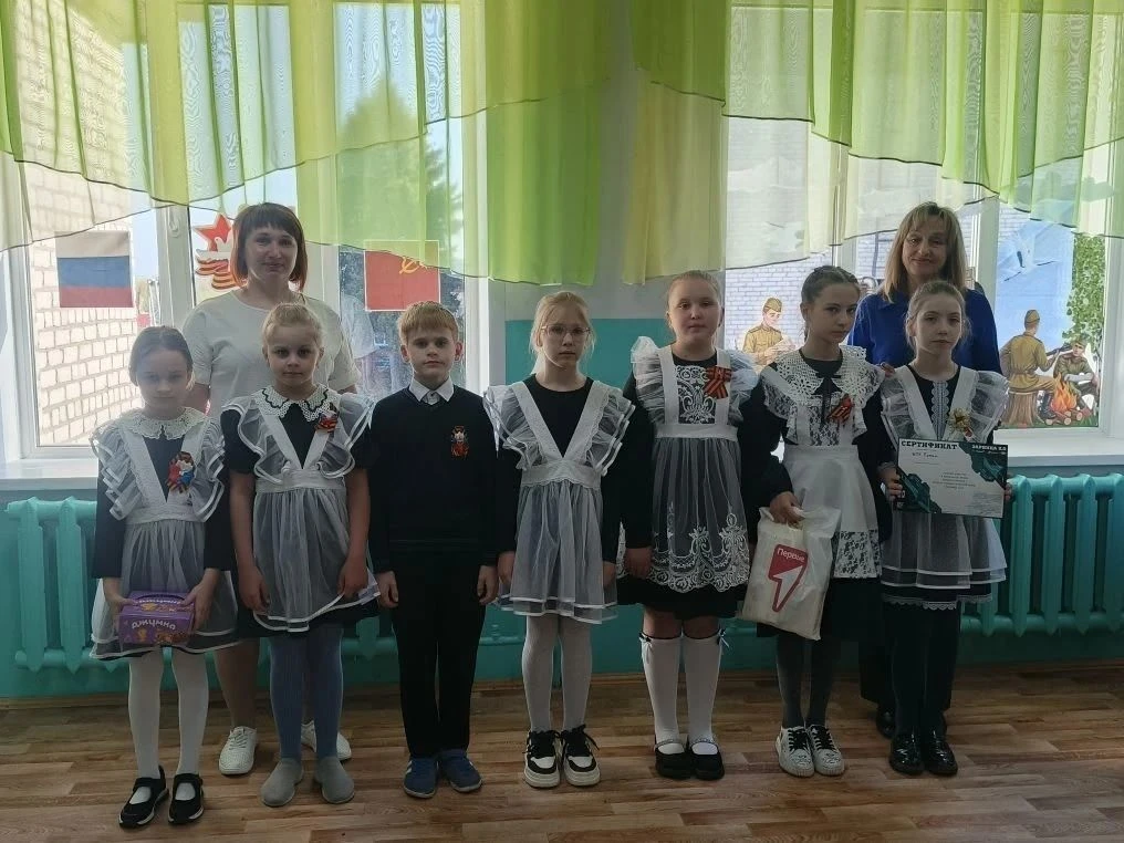 🔊Сегодня на линейке председатель Совета местного отделения «Движения первых» Ольга Сем...
