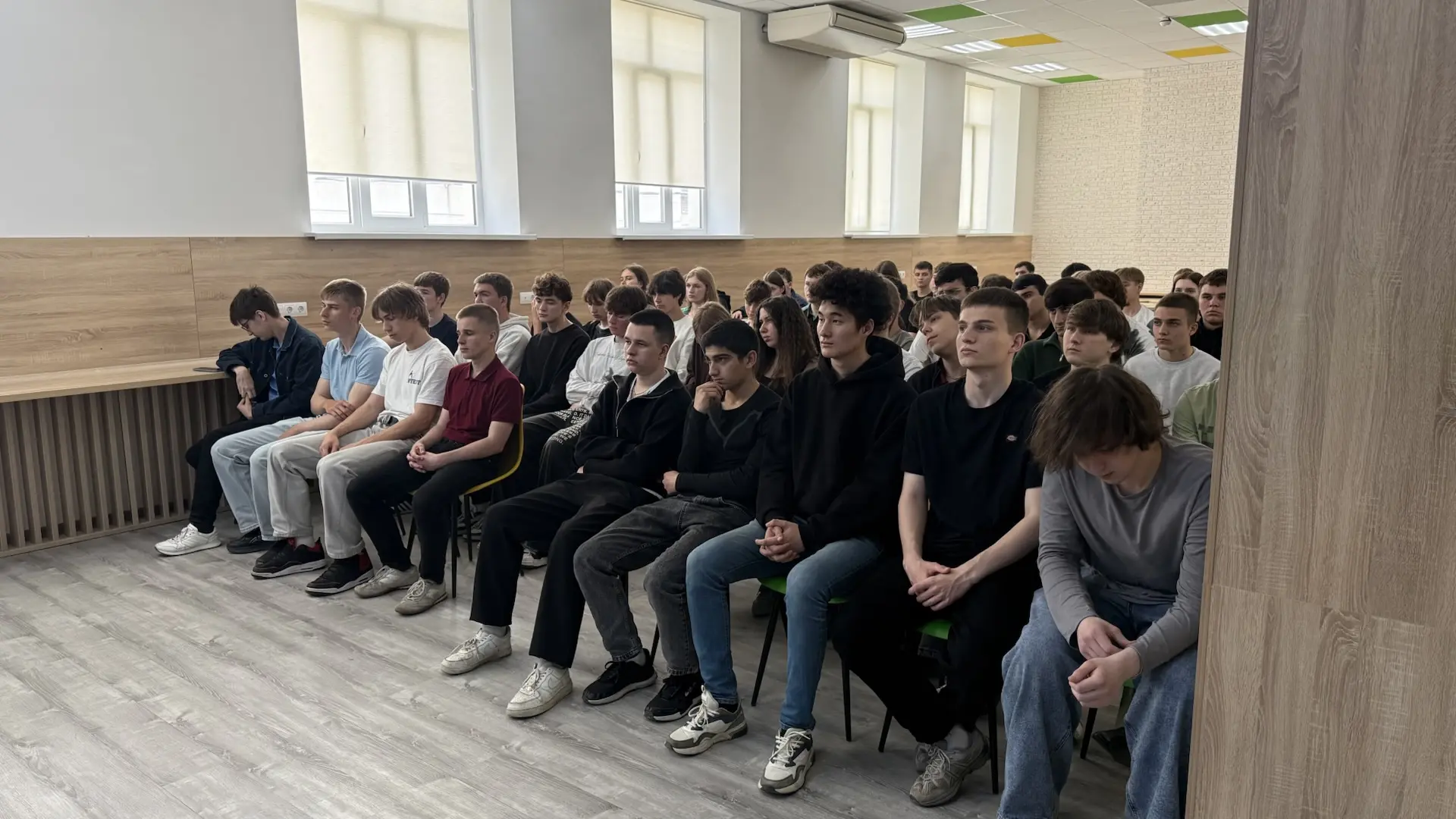⚡️ В Анапском сельскохозяйственном техникуме — состоялся урок мужества.