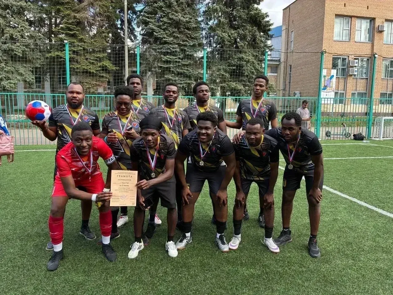 ⚽ Финальные игры Спартакиады по мини-футболу среди иностранных студентов МАДИ  В МАДИ состоялись фин
