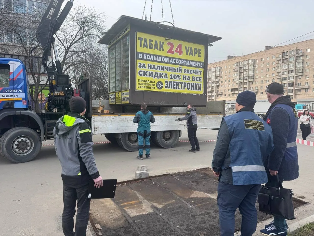 Незаконная торговля пресечена в Приморском и Фрунзенском районах  Сотрудниками Комитета проведены пл