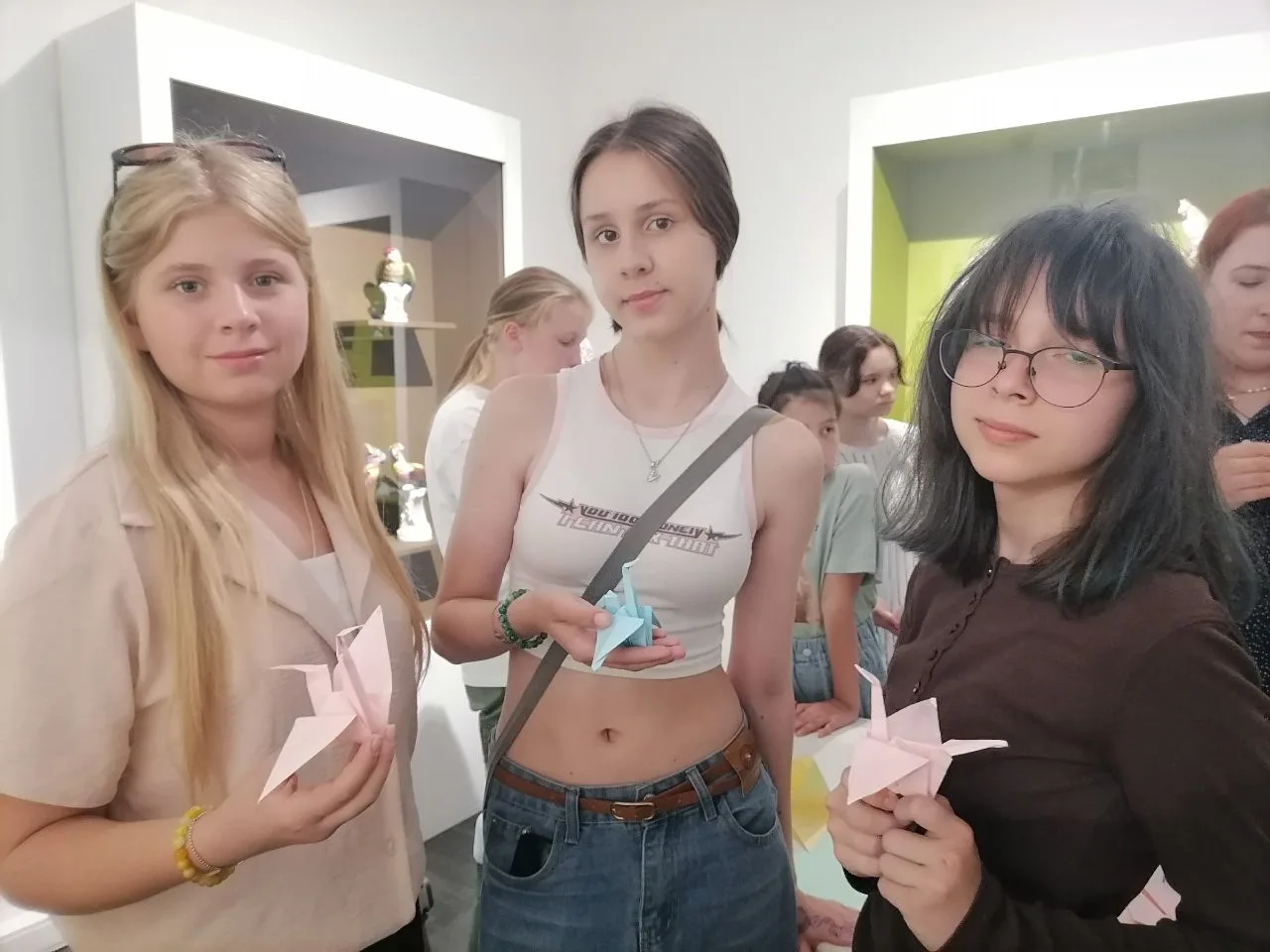 🎨 Участники нашего творческого🌞  лагеря посетили  Музей зарубежного искусства, где совершили «Путе