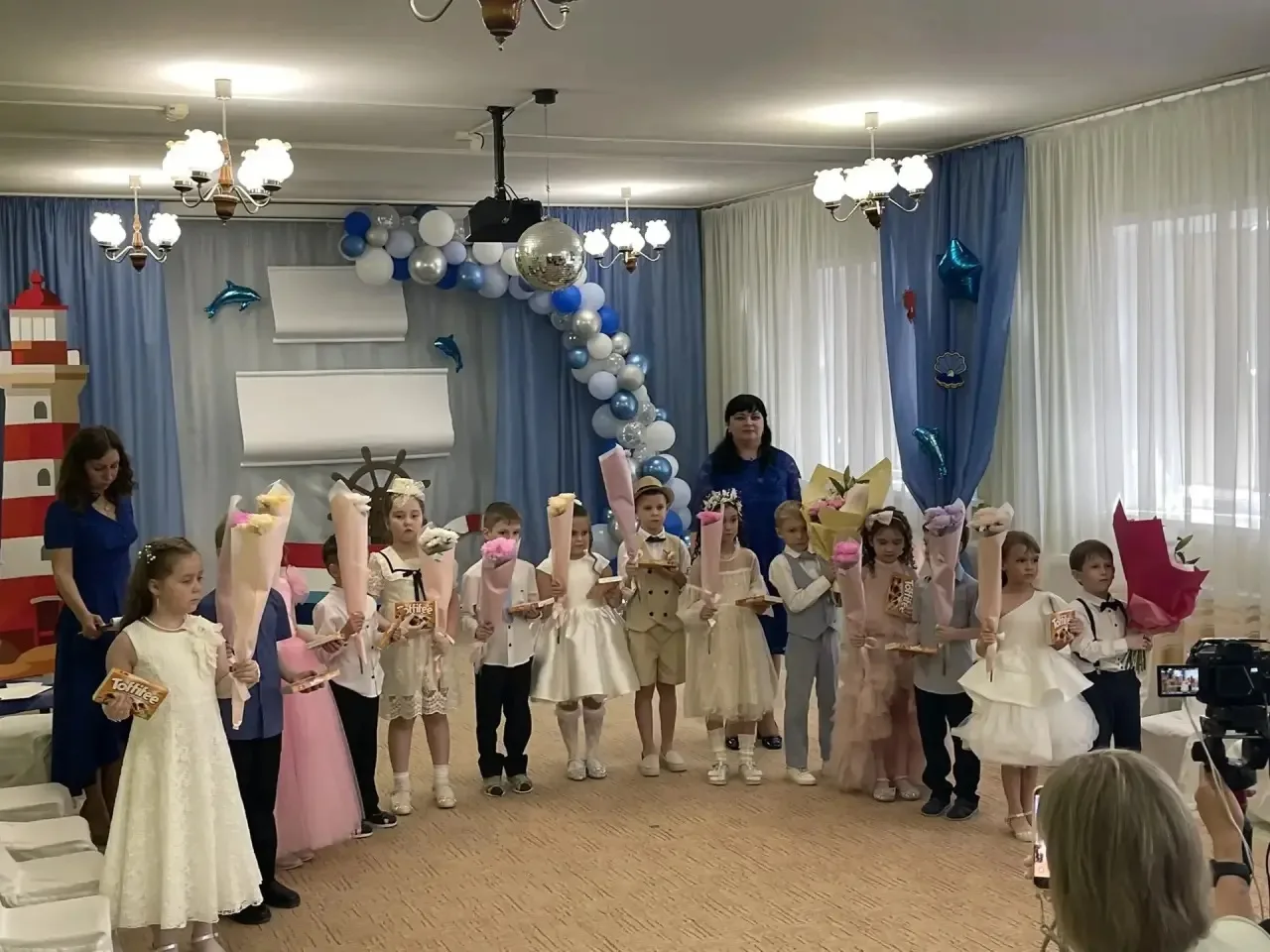 В ДОБРЫЙ ПУТЬ, ВЫПУСКНИКИ!✨
Самое прекрасное, трогательное, незабываемое событие - выпускной из детс