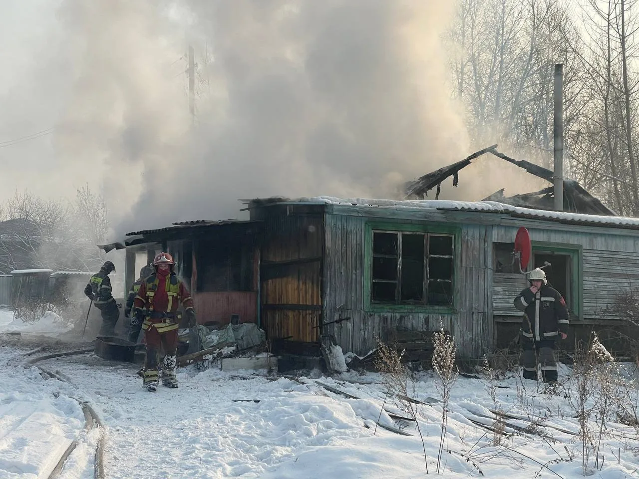 ⛔ В Минусинске перед судом предстанет женщина, по вине которой при пожаре погиб ее 12-летний сын-инв