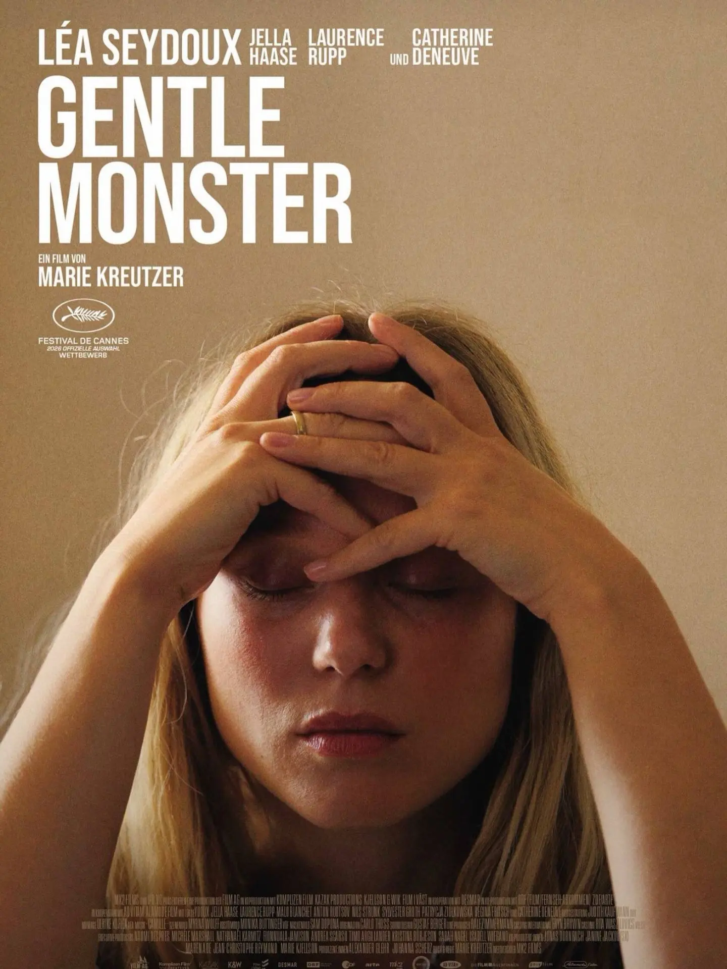 🎬 «Нежный монстр» (Gentle Monster) и Леа Сейду, в частности, плавно двигаются к началу...