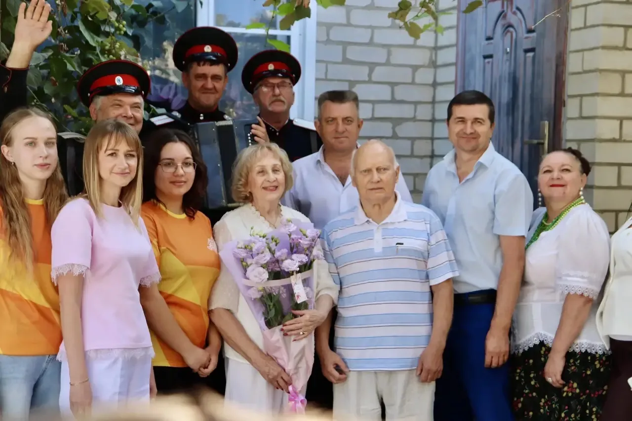 🎉 Сегодня свой день рождения отмечает руководитель Общественного движения женщин Тбили...