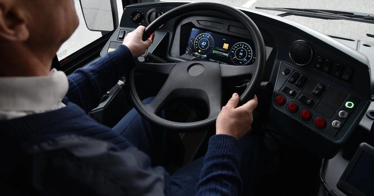 🚚⚡ С 1 СЕНТЯБРЯ ВОДИТЕЛЯМ МЕНЯЮТ ПРАВИЛА — РАБОТАТЬ БУДЕМ ПО-НОВОМУ
Минтранс выкатывает свежие норм