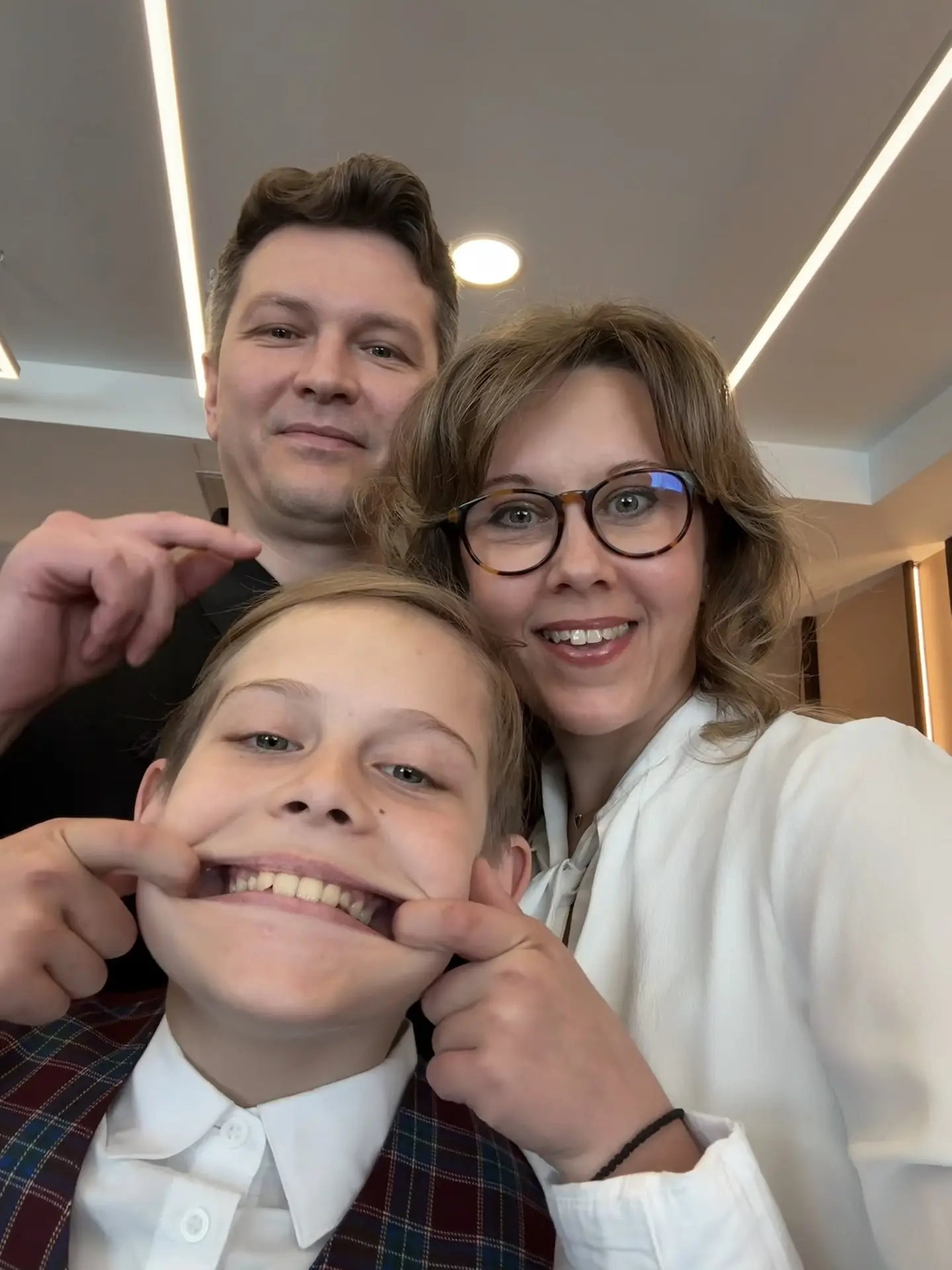 Я все же успела на выпускной :)