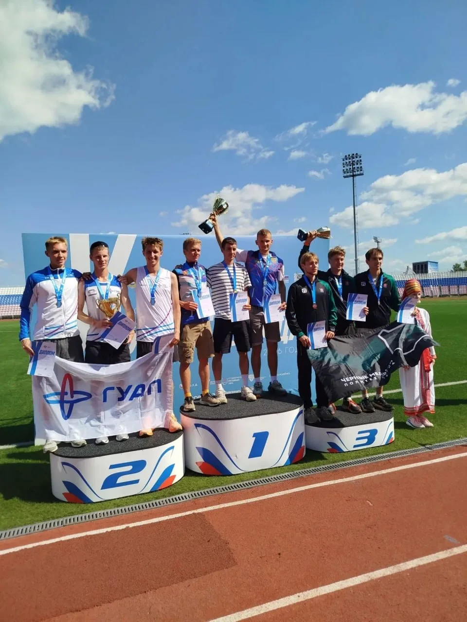 🏆 Команда ориентировщиков петербургского вуза вошла в топ-3 сильнейших России