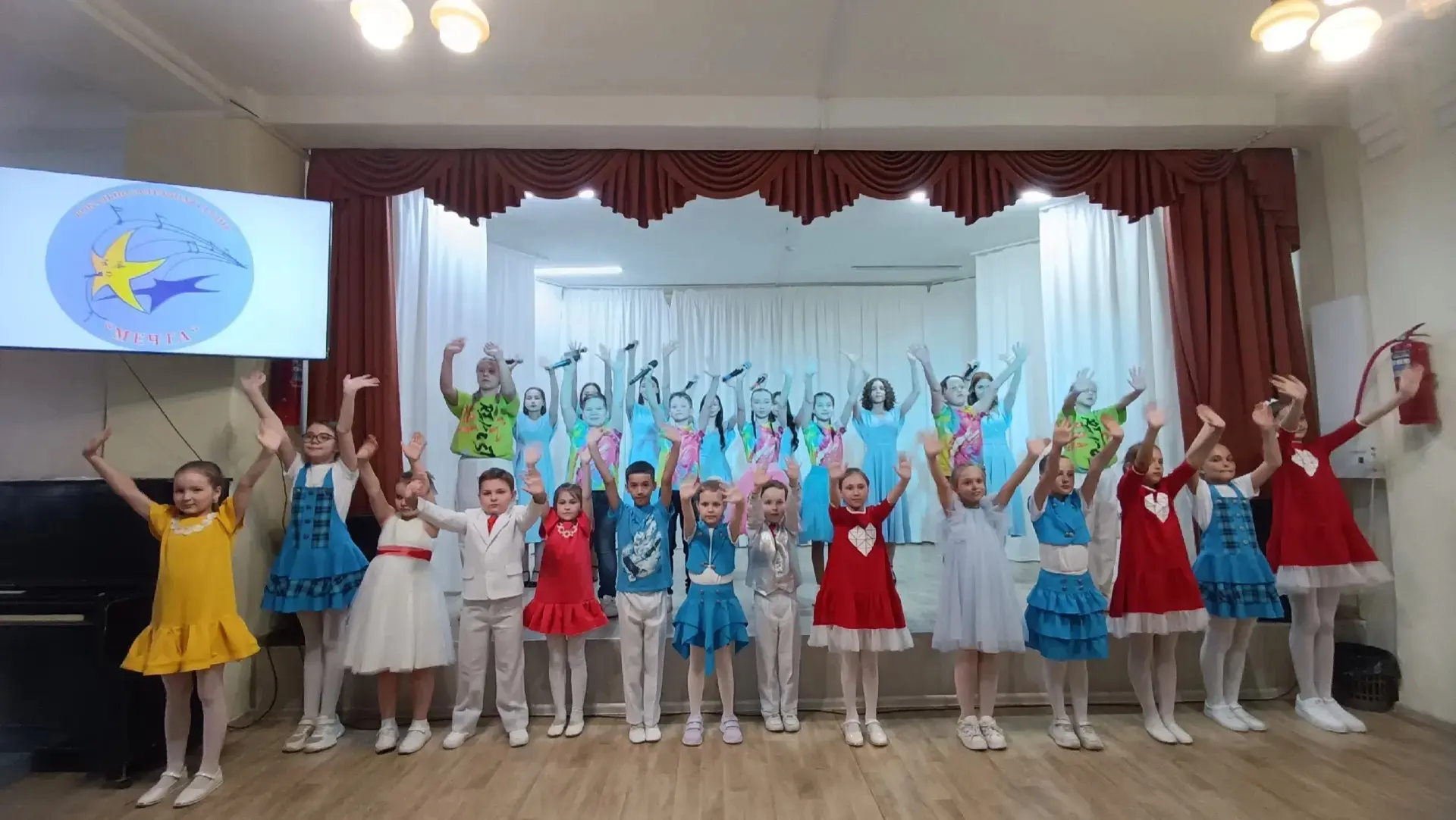 ✨21 мая в Доме творчества прошел Отчетный концерт  вокально - эстрадной  студии «Мечта».