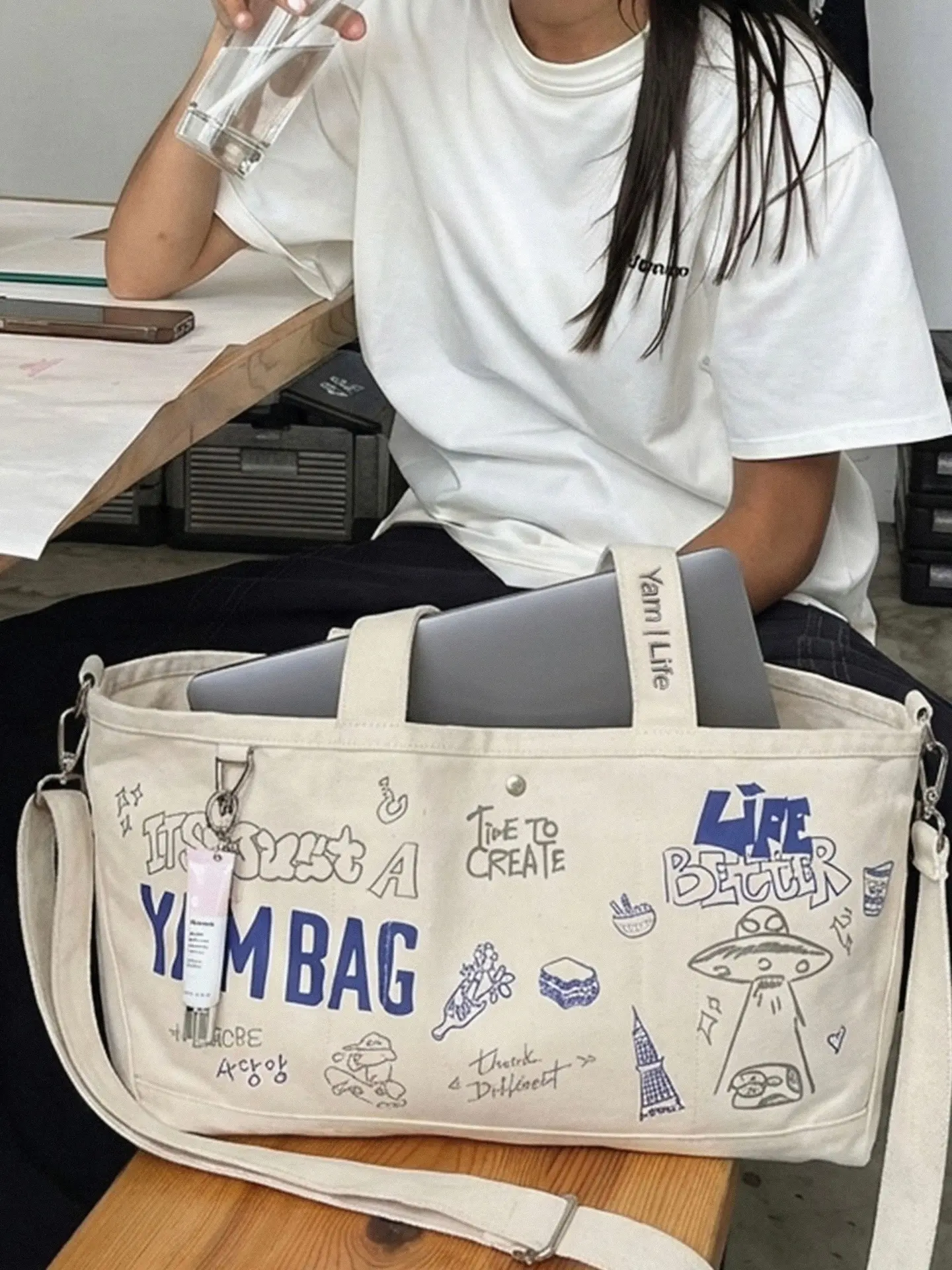 🤍 Напоминаем про наш конкурс и делимся обзором на сумку YamBag 2.0, которую вы можете ...