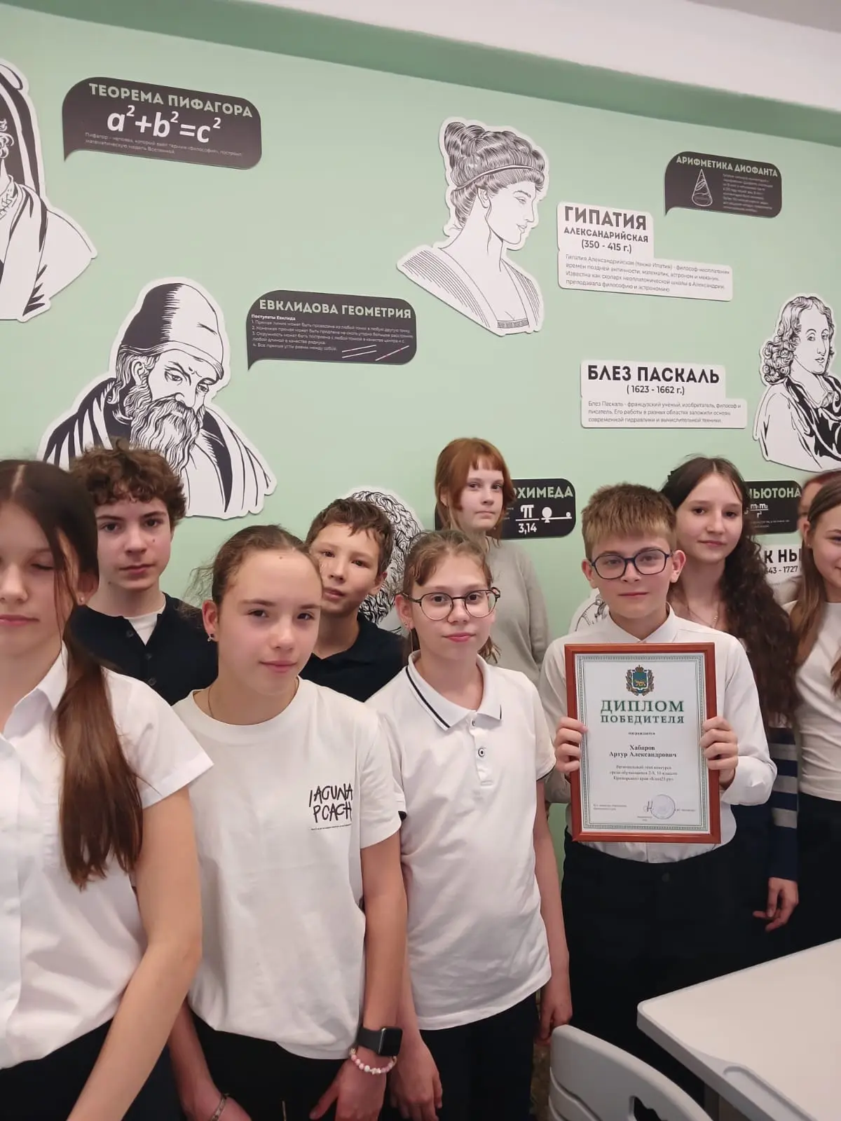 9-10 апреля в гимназии N2 проходила  олимпиада по устному счету "Блиц.25". В ней приняли участие уча