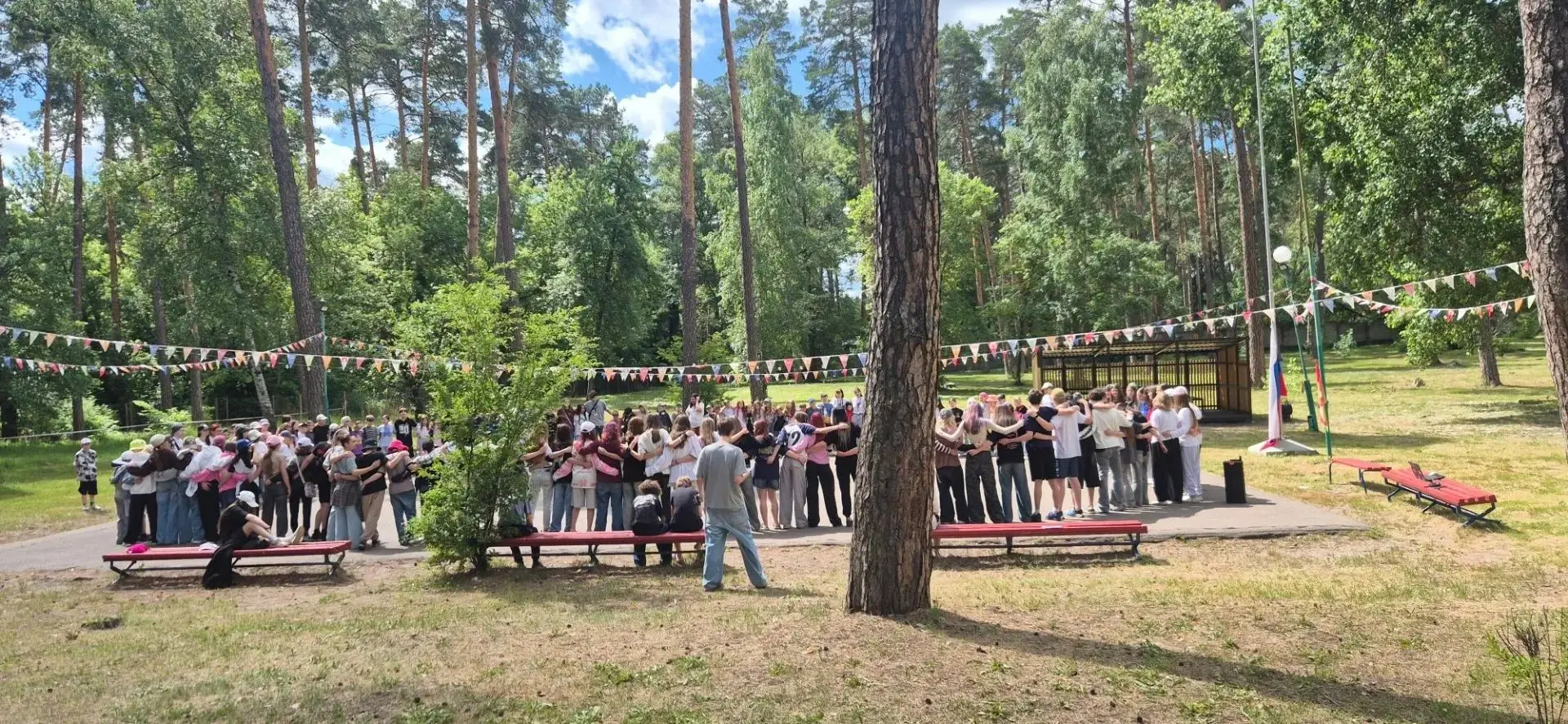 Вот и подошла к концу наша смена и наше увлекательное путешествие по сказочной киностудии в лагере «