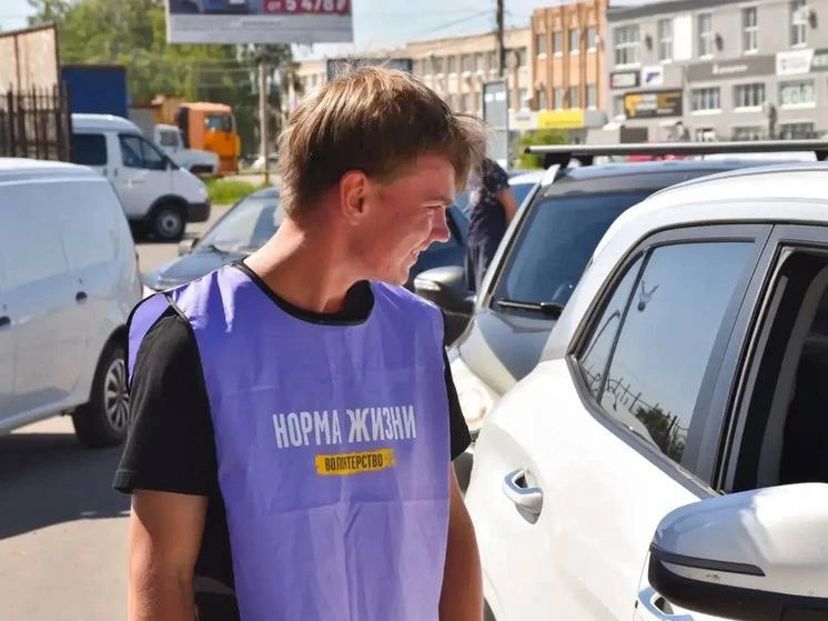 Добровольцы помогают водителям Тамбова освоить «чёт-нечёт» на АЗС

В Тамбове продолжается работа вол