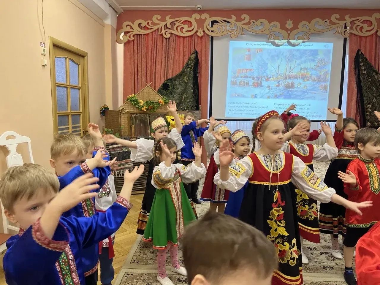🎉ПРАЗДНИК  У ДОШКОЛЯТ🎉  ☀️Дошколята нашей #ШколаТропарево очень любят праздники, а масленица- самое 
