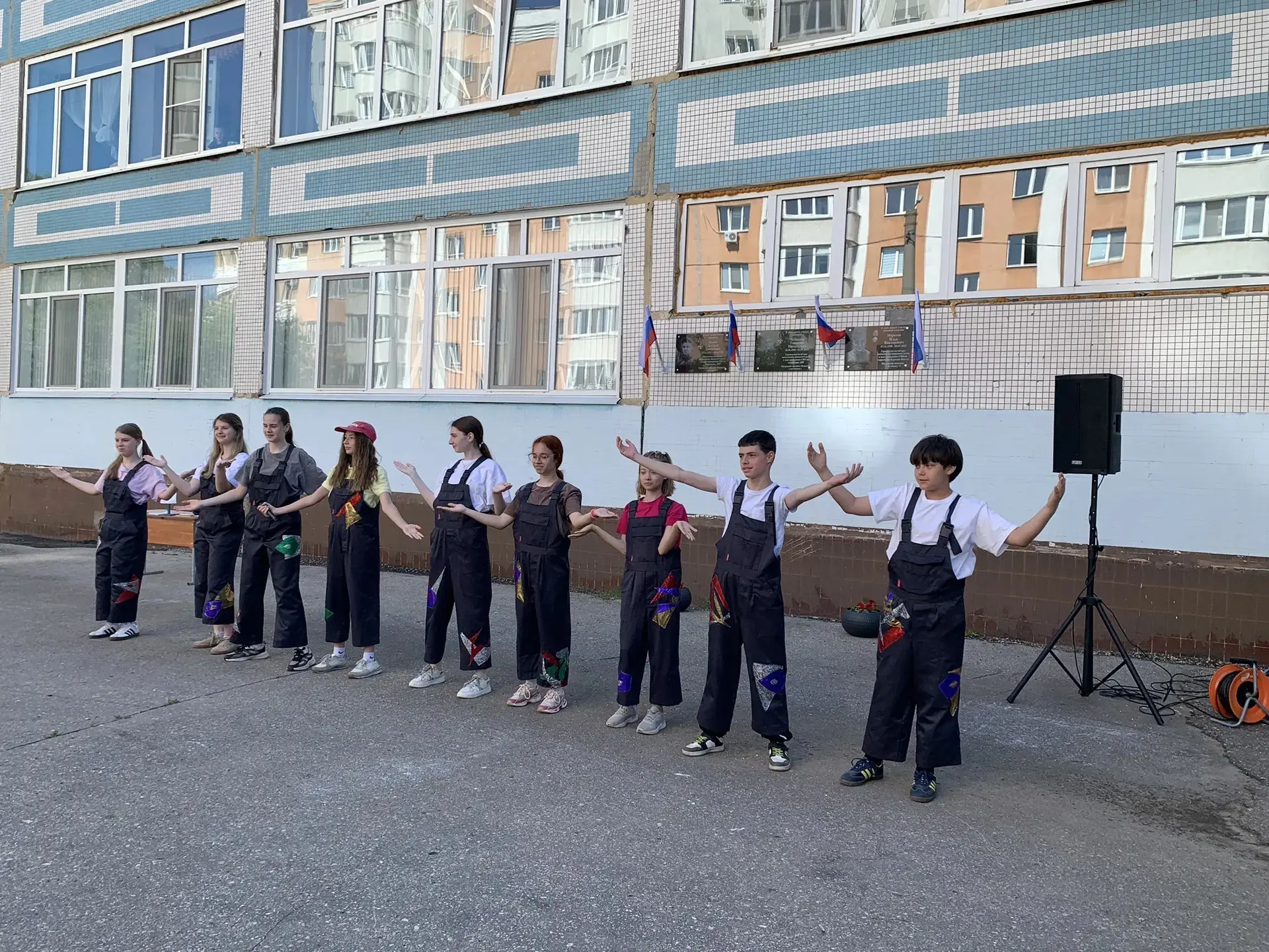 Новая неделя началась в нашем школьном лагере ещё веселее!
Ребята сегодня активно принимали участие 