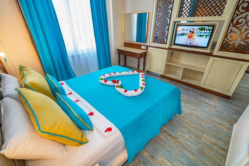 Турция из Екатеринбурга 🐚 Горящий тур🔊  📍Club Big Blue Suite 4*  Крепкая «четверка» с акцентом на се