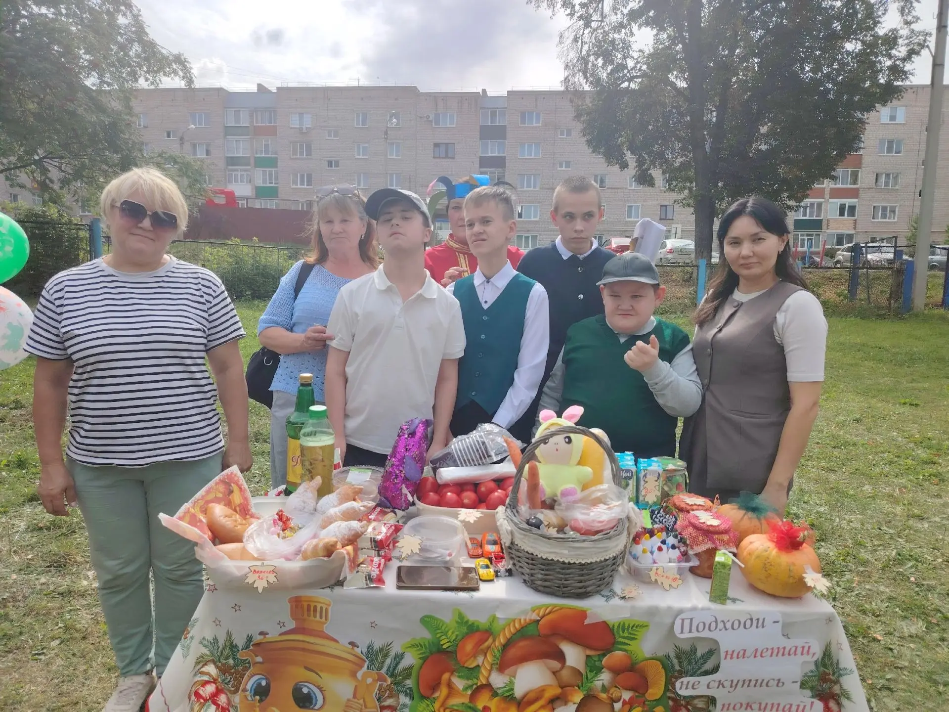 Благотворительная ярмарка «Солдату мира»: когда сердце говорит делами