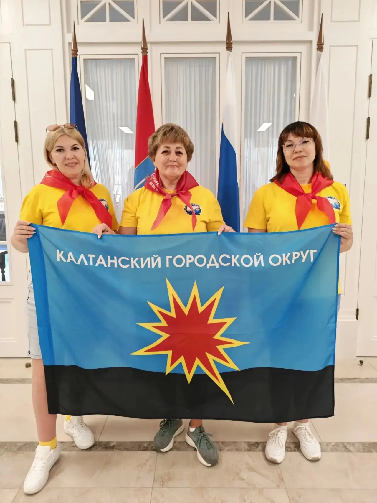 Команда  нашей школы в составе  Лехтиной Л.П., директора школы, Морозовой М.В, заместителя директора