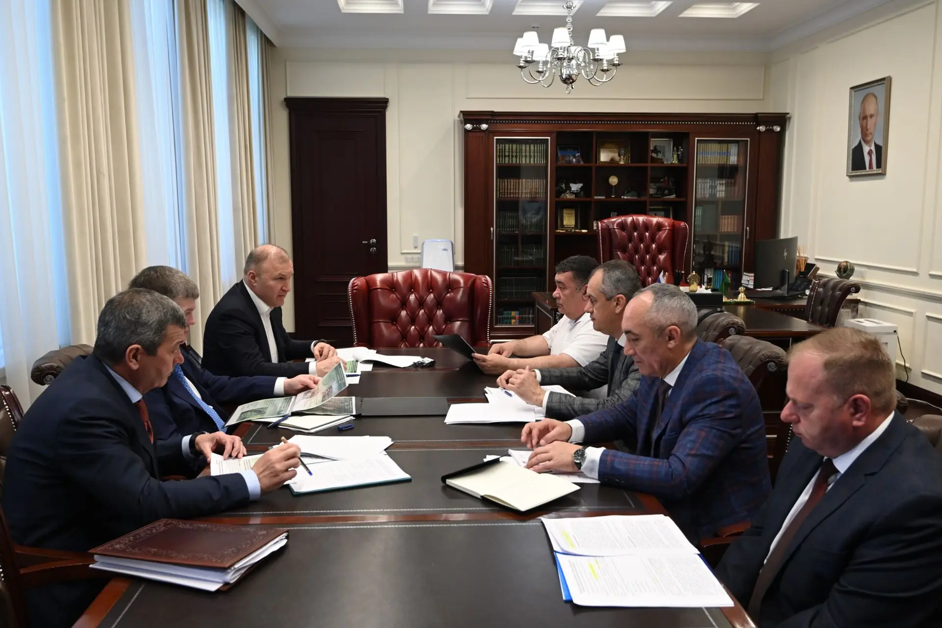 Глава Адыгеи обозначил задачи в сфере фитосанитарного надзора и эпизоотического благополучия 

Глава