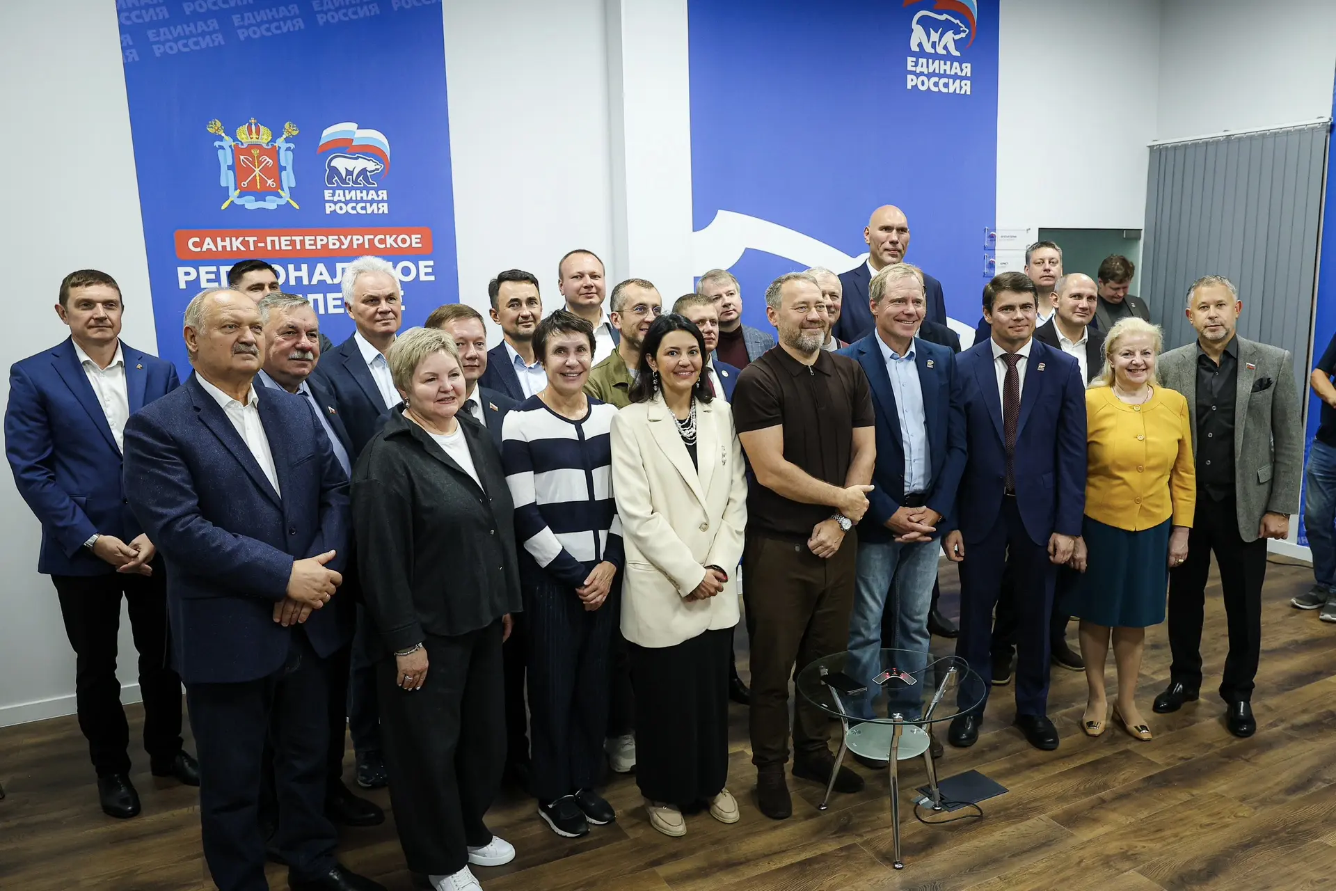 Вместе с коллегами по партии заслушали выступление Председателя Единой России Дмитрия А...