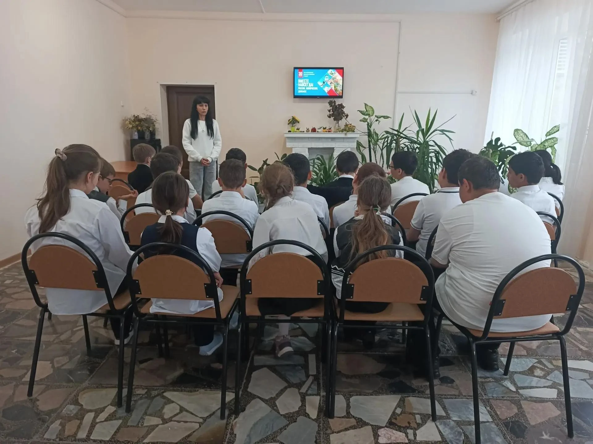 30 сентября – День воссоединения Донецкой и Луганской народных республик, а также Херсо...