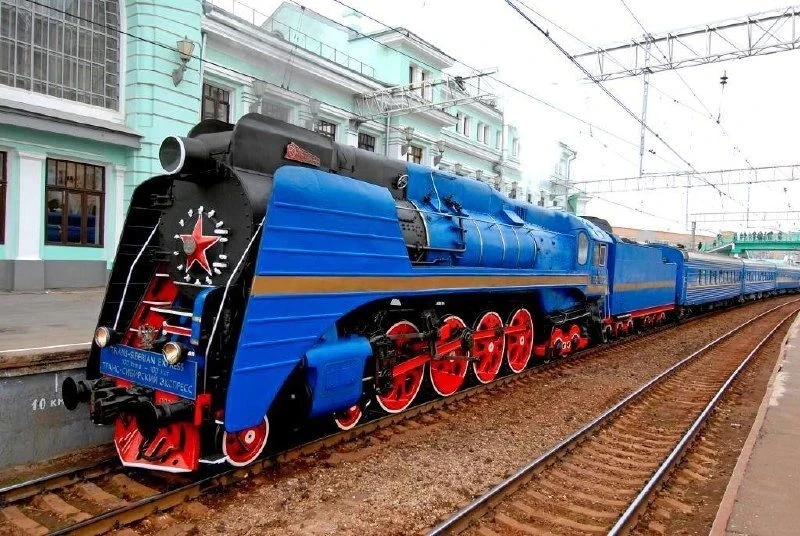 🚆 Роскошный поезд «Золотой Орёл» вновь прибыл во Владивосток

Во Владивосток после длительного пере