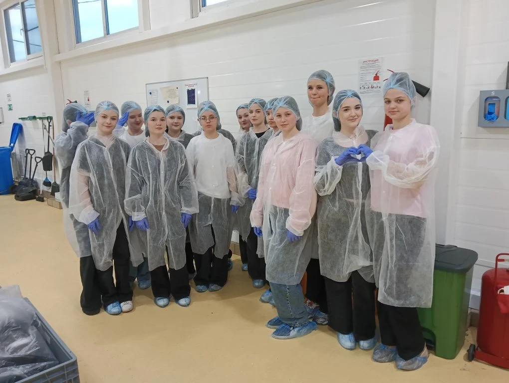 🏭 В мире профессий: наша экскурсия на «Мидори Евразия»! 🚀  Сегодня, 17 апреля, учащиеся нашей школы 